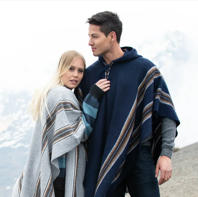 Šviesiai Pilkas Alpakų Vilnos Pončas Vyrams ir Moterims