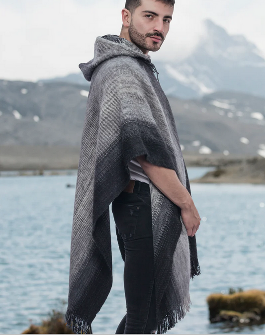 Juostuotas Alpakų Vilnos Pončas Vyrams ir Moterims