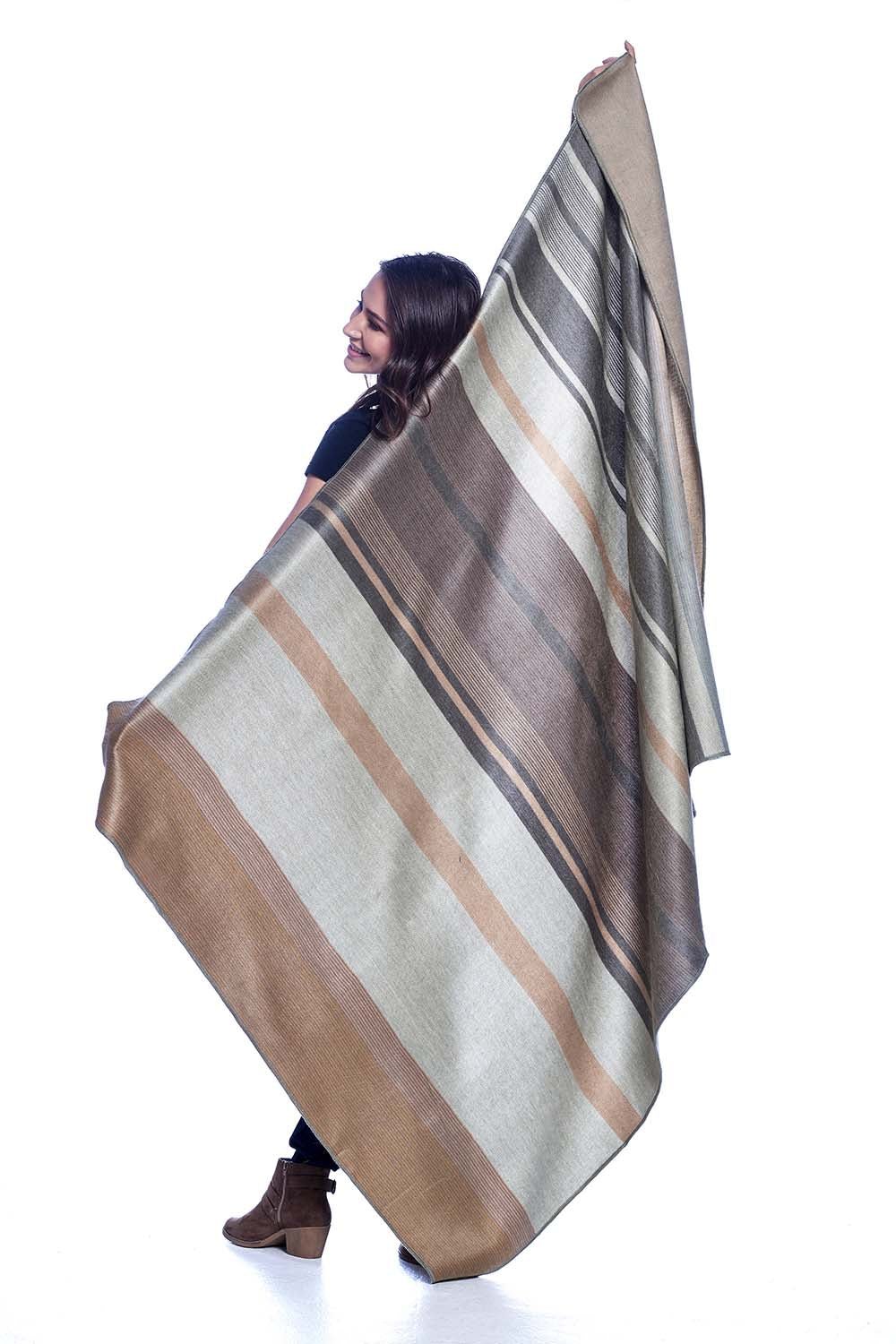 Alpakų vilnos pleda Vintage Pearl