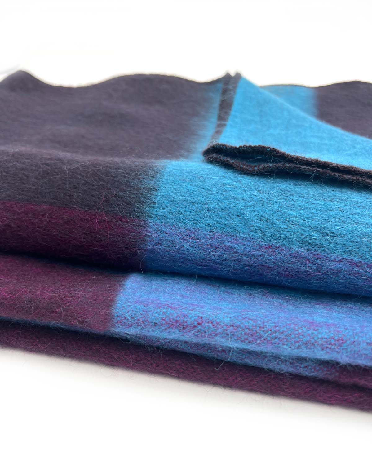 Alpakų vilnos pledas Nightfall